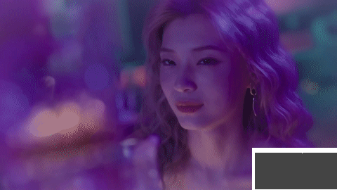 完蛋我被美女包围了